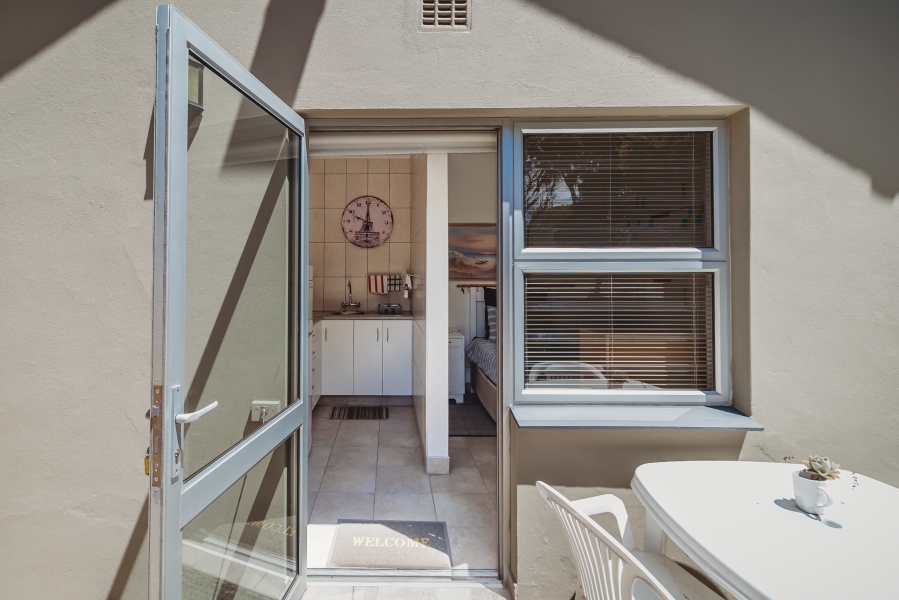 5 Bedroom Property for Sale in Heather Park Western Cape